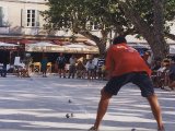 St Tropez (Place des Lices avec ses joueurs de boules)