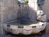 Fontaine du calvaire de Plougastel-Daoulas en Bretagne