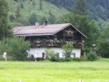 photo Les habitations traditionnelles de veros